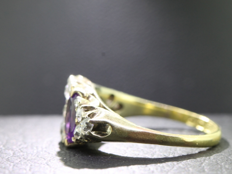 FABULOUS AMETHYST AND DIAMOND 18 CARAT GOLD RING