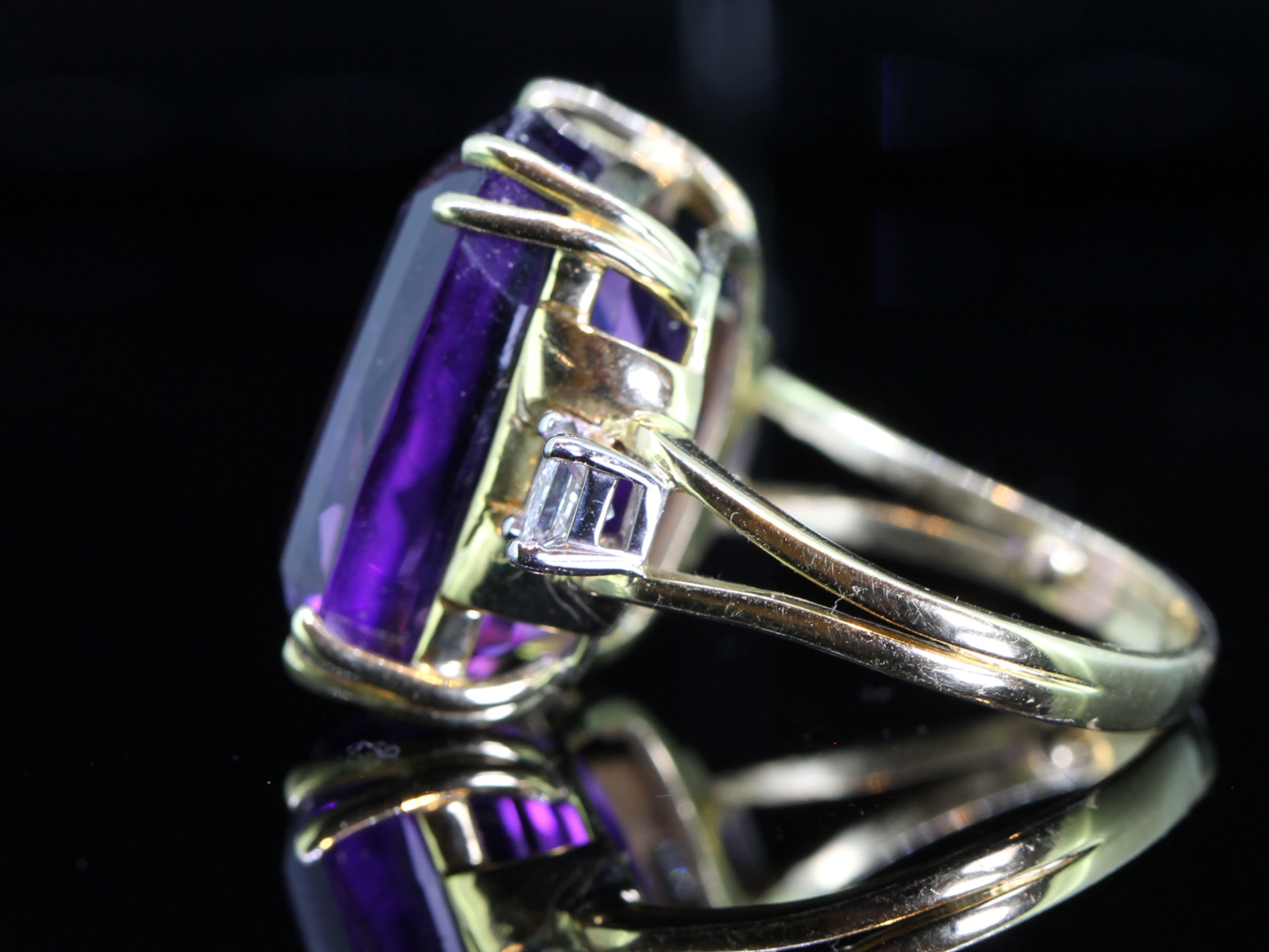  Fabulous Amethyst and Diamond 18 Carat Gold Ring