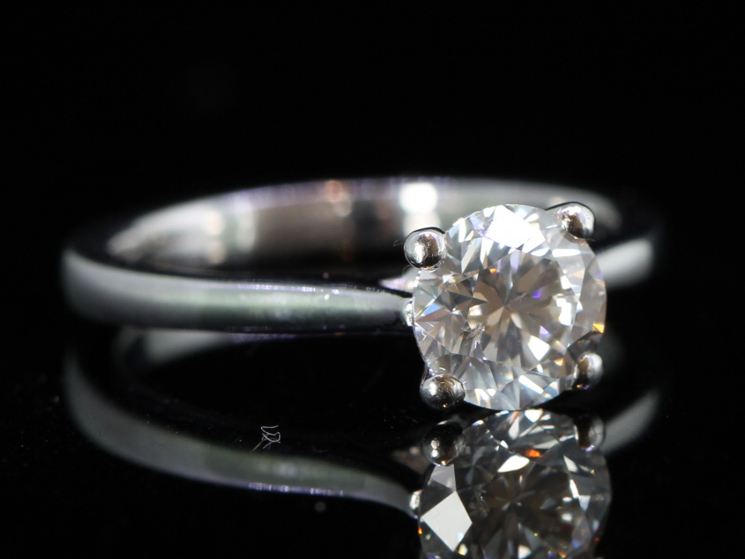 Vintage Diamond Solitaire Platinum Ring 0.92ct Diamond with Cert