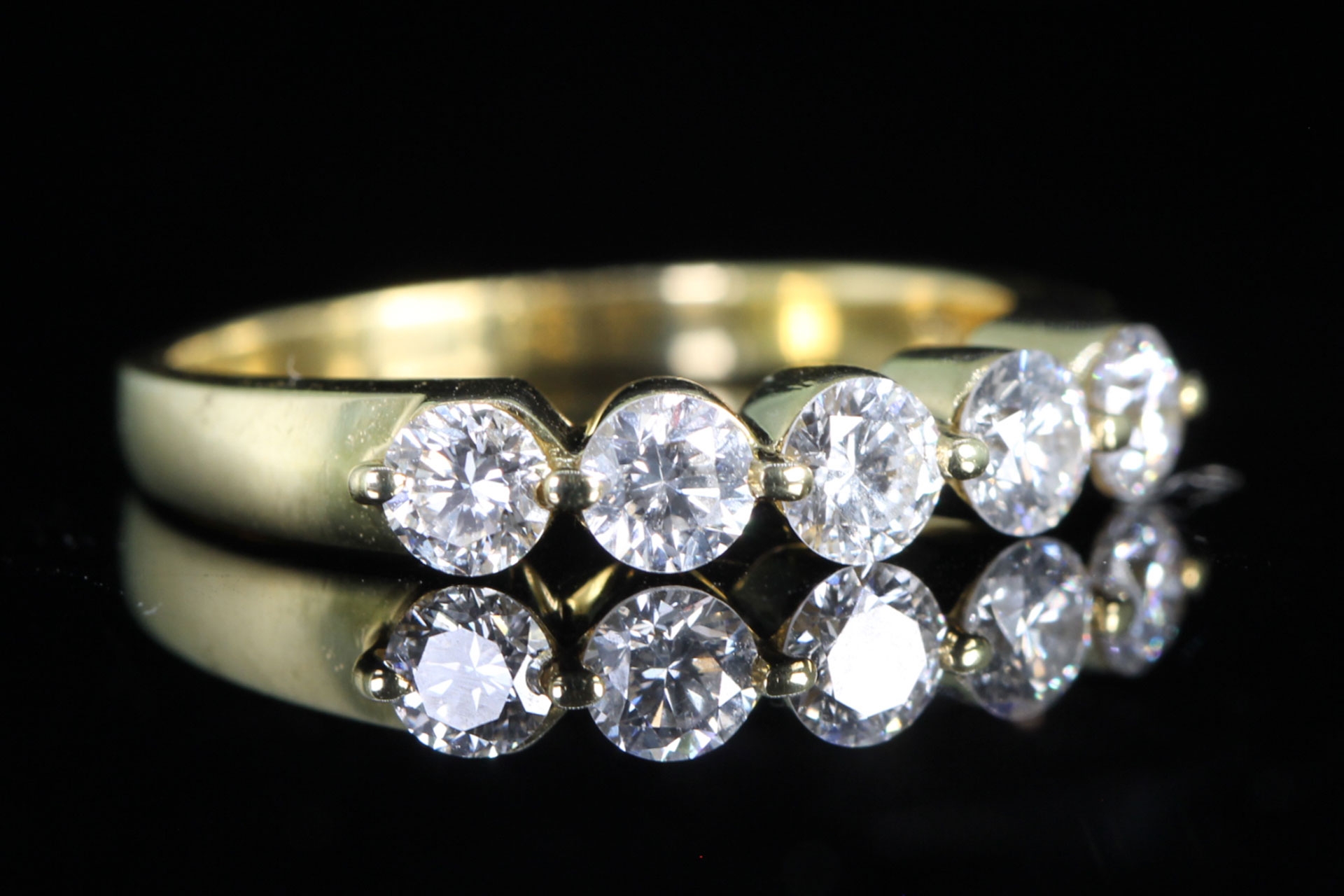 Vintage Diamond 18ct Gold Five-Stone Band Ring