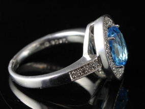 AMAZING BLUE TOPAZ AND DIAMOND  9 CARAT GOLD COCKTAIL/DRESS RING 		