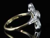 AN ORIGINAL 1920s ART DECO 18CT GOLD & PLATINUM DIAMOND RING  