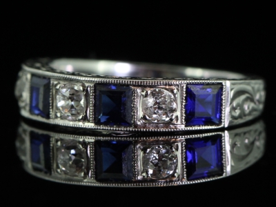  SOPHISTICATED SAPPHIRE AND DIAMOND 18 CARAT RING