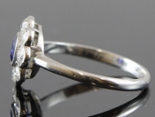 BEAUTIFUL EDWARDIAN SAPPHIRE AND DIAMOND DAISY PLATINUM RING