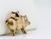 GORGEOUS MATURE 9 CARAT GOLD PIG CHARM/PENDANT