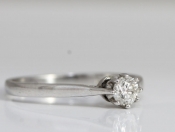 BEAUTIFUL BRILLIANT CUT SOLITAIRE DIAMOND PLATINUM RING