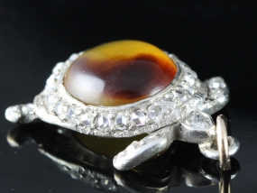 FABULOUS DIAMOND AND TORTOISE SHELL AND DIAMOND AMPHIBIAN