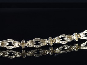 MAGNIFICENT DIAMOND BRACELET HANDCRAFTED IN 9 CARAT GOLD