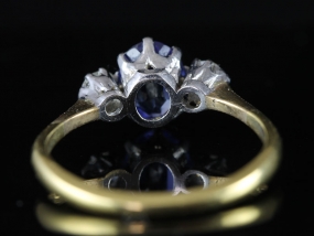 GORGEOUS CEYLON SAPPHIRE AND DIAMOND 18 CARAT GOLD TRILOGY RING