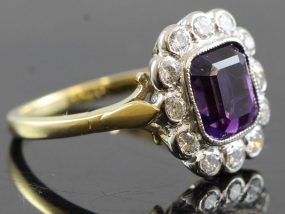 FABULOUS AMETHYST AND DIAMOND 18 CARAT GOLD CLUSTER RING