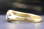 BEAUTIFUL EDWARDIAN SAPPHIRE AND DIAMOND 18 CARAT GOLD RING