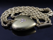 BEAUTIFUL EDWARDIAN DIAMOND 15 CARAT LOCKET AND CHAIN