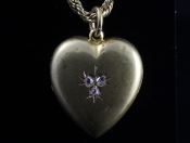 BEAUTIFUL EDWARDIAN DIAMOND 15 CARAT LOCKET AND CHAIN