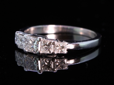 Vintage Five Stone Princess Cut Diamond 18ct Gold Ring