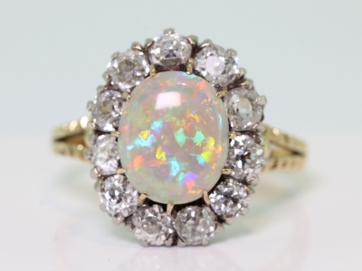 MAGNIFICENT VICTORIAN OPAL AND DIAMOND 18 CARAT GOLD CLUSTER RING