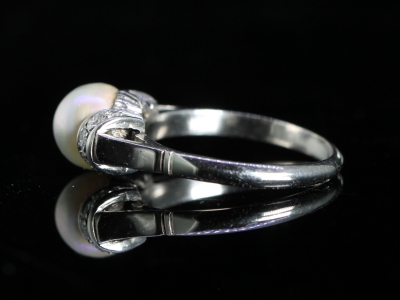 Art Deco Pearl and Diamond Platinum Ring