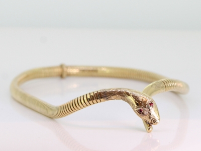 A rare find an Egyptian Inspired 9 Carat Gold Snake Collar