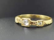 WONDERFUL GEORGIAN DIAMOND 18 CARAT GOLD BAND RING