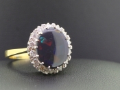  SPECTACULAR OPAL AND DIAMOND CLUSTER 18 CARAT GOLD RING