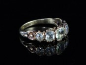 A STUNNING RARE GENUINE EDWARDIAN 5 STONE CHRYSOBERYL RING