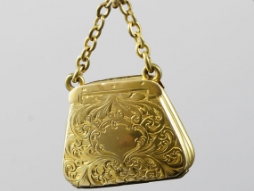 UNIQUE RARE EDWARDIAN  15 CARAT GOLD BAG LOCKET