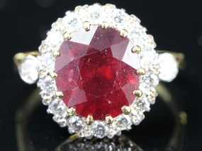 STUNNING 3 CARAT RUBY AND DIAMOND  18 CARAT GOLD COCKTAIL RING