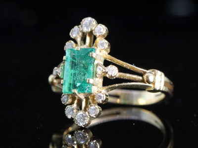 Vintage Colombian Emerald and Diamond 18ct Gold Ring