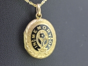  VICTORIAN BLACK ENAMEL MOURNING GOLD LOCKET