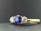 GORGEOUS SAPPHIRE AND DIAMOND TRILOGY 18 CARAT GOLD RING