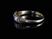 A FABULOUS 18CT GOLD EDWARDIAN DIAMOND AND SAPPHIRE GYPSY RING