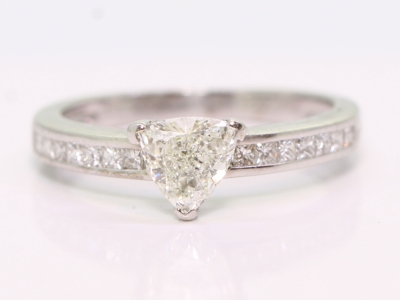 Trillion Cut Diamond 18ct Gold Solitaire Ring 