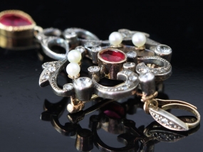 STUNNING VICTORIAN LARGE ANTIQUE DIAMOND, RUBY AND NATURAL PEARL BROOCH/NECKLACE PENADANT