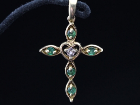 CLASSIC DIAMOND AND EMERALD 9 CARAT GOLD CROSS