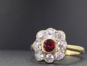 GORGEOUS RUBY AND DIAMOND 18 CARAT GOLD CLUSTER RING