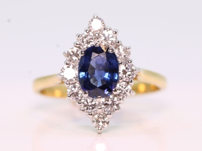 Vintage Sapphire and Diamond 18ct Gold Cluster Ring