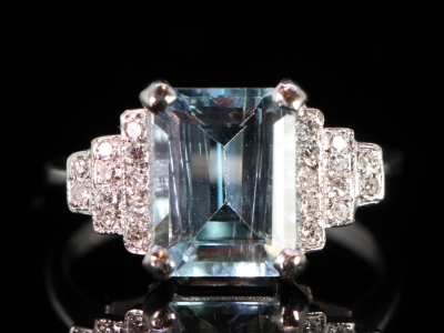  Art Deco 2.50 Carat Aquamarine and Diamond 18ct Gold Ring