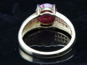  WONDERFUL RUBY SOLITAIRE 9 CARAT GOLD RING