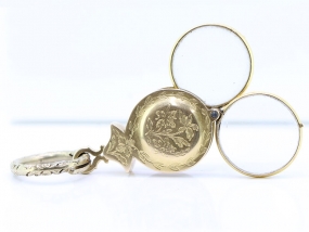 MARVELOUS FRENCH 15 CARAT GOLD MAGNIFYING GLASS CHARM/PENDANT