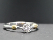  BEAUTIFUL DIAMOND PLATINUM SOLITAIRE RING