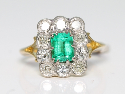 Edwardian Emerald and Diamond 18ct Gold Cluster Ring