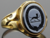 FABULOUS 18 CARAT GENTS  INTAGLIO SIGNET MOURNING RING