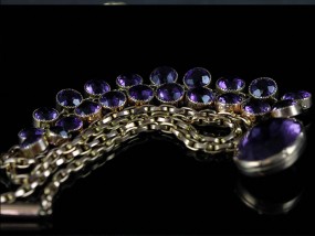 STUNNING VICTORIAN, CIRCA 1800 AMETHYST RIVIERE 9 CARAT ROSE GOLD NECKLACE