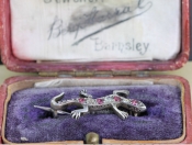   DELIGHTFUL GEORGIAN RUBY AND DIAMOND SILVER GECKO LIZARD 