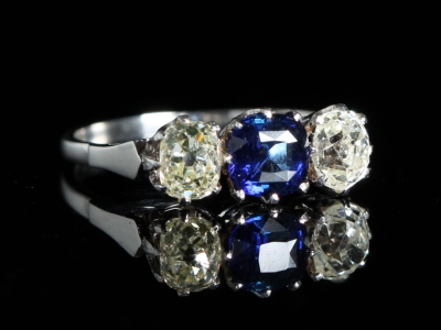 Edwardian Sapphire and Old Cut Diamonds Platinum Trilogy Ring