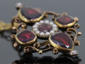   WONDERFUL 9 CARAT GOLD GEORGIAN GARNET, PEARL AND DIAMOND PENDANT/PIN