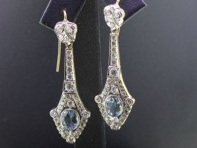 EXCEPTIONAL ART DECO INSPIRED AQUAMARINE AND DIAMOND LONG DROP 18 CARAT GOLD EARRINGS