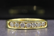  BEAUTIFUL DIAMOND 18 CARAT GOLD ETERNITY RING