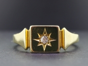 LOVELY EARLY ART DECO/EDWARDIAN 1940s 18 CARAT YELLOW GOLD DIAMOND RING