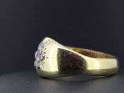  GORGEOUS DIAMOND DAISY 18 CARAT GOLD EDWARDIAN RING