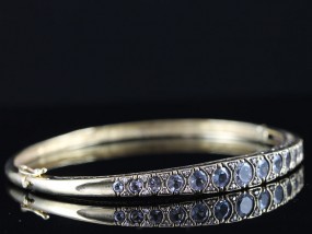 LOVELY AQUAMARINE AND DIAMOND BANGLE HANDCRAFTED IN 9 CARAT GOLD